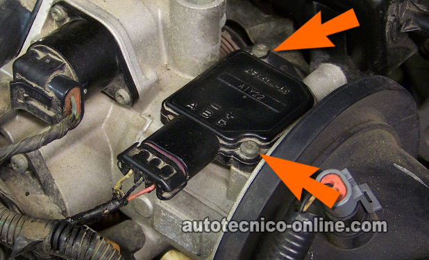 Cómo Limpiar El Sensor De Flujo De Aire (MAF) (GM 3.3L, 3.8L)