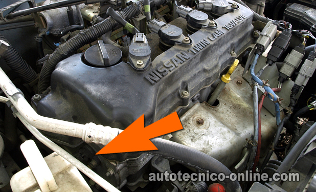 Ubicación Del Sensor De La Posición Del Árbol De Levas. Cómo Probar El Sensor De La Posición Del Árbol De Levas Con Un Multímetro (2000, 2001, 2002 1.8L Nissan Sentra)