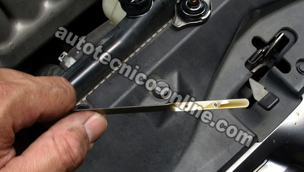 El Aceite De Motor Mezclado Con Agua (4.2L Ford E150, E250, F150)