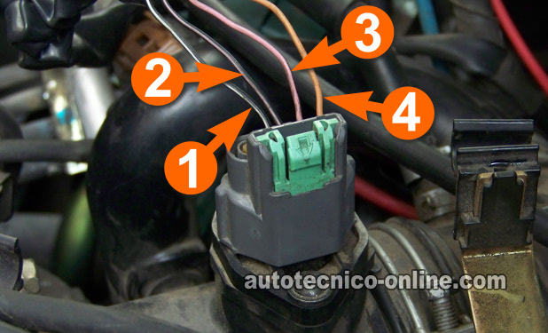 Descripciones De Los Circuitos Del Sensor MAF. Prueba: Sensor De Flujo De Aire (MAF) 3.5L Nissan Pathfinder (2001-2003)