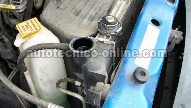 Compresión Del Motor Se Está Expulsando Por El Radiador (4.7L Dodge)