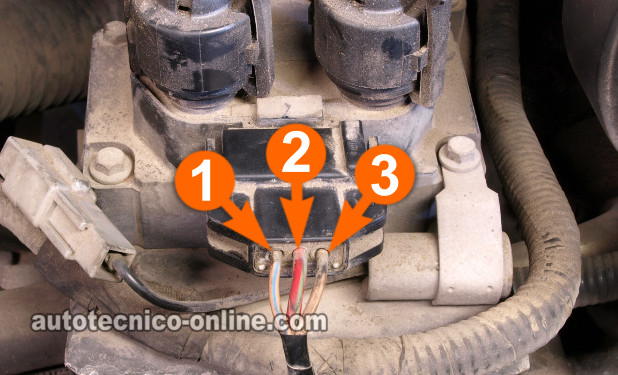 Cómo Probar El Módulo De Encendido (2.3L Ford)