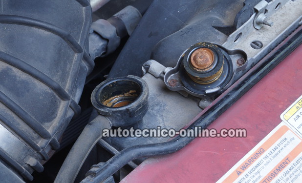 Coolant Shooting Out of Open Radiator When Cranking the Engine. Cómo Probar Un Empaque De Cabeza Quemado (2.3L Ford Ranger, 2.3L Ford Mustang, 2.3L Mazda B2300)