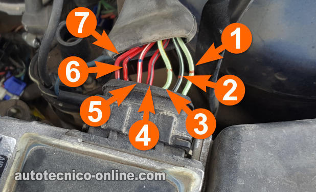 Descripciones De Los Circuitos Del Sensor VAF. Prueba Del Sensor MAF (1988, 1989, 1990, 1991, 1992 2.2L Mazda 626)