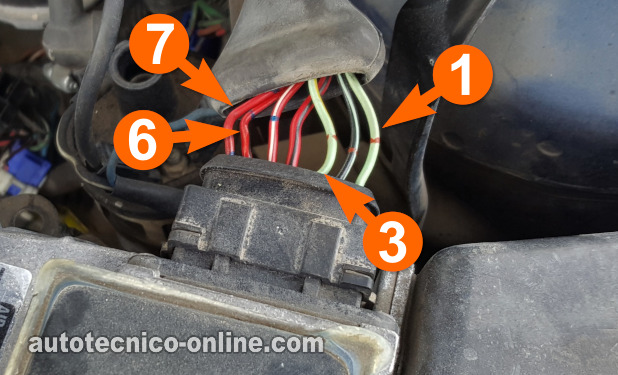 Verificando La Señal MAF Con Un Multímetro. Prueba Del Sensor MAF (1988, 1989, 1990, 1991, 1992 2.2L Mazda 626)