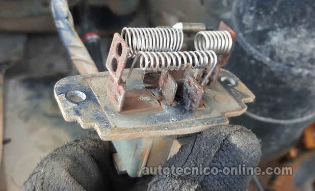 Probando La Resistencia Del Motor Soplador (1998-2000 2.5L Ranger)