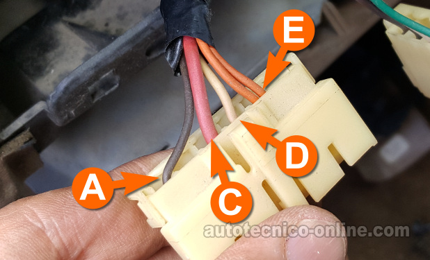 Cómo Probar El Interruptor De Las Luces Delanteras (1994, 1995, 1996, 1997 2.2 Chevrolet S10)