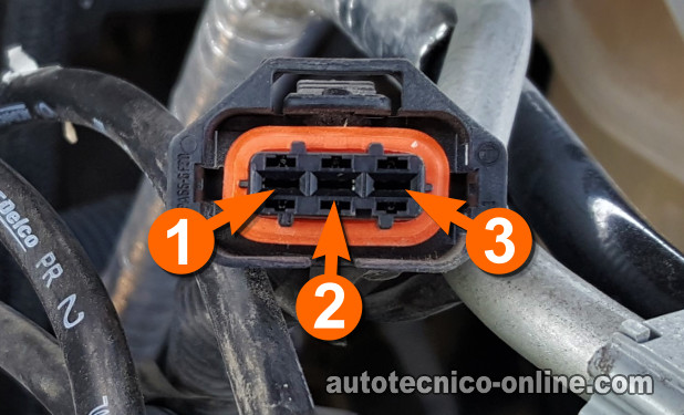 Foto Del Conector Del Sensor MAP. Cómo Probar El Sensor MAP (2007-2008 3.5L Chevy Malibu).