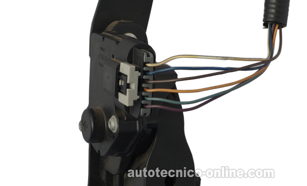 Cómo Funciona El Sensor APP 1 y 2 (2007-2009 3.5L Chevrolet Malibu y Pontiac G6)