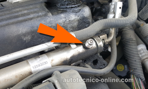 Cómo Probar La Bomba De Combustible (2005-2006 2.2L Chevrolet Cobalt)