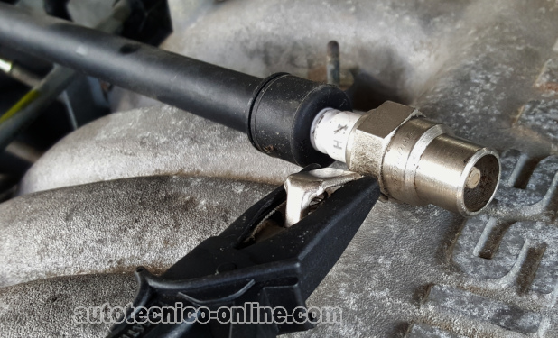 Cómo Probar La Bobina De Encendido Y El Módulo De Encendido (1990, 1991, 1992, 1993, 1993, 1994, 1995 3.0L Nissan Pathfinder, D21, y Pick Up)