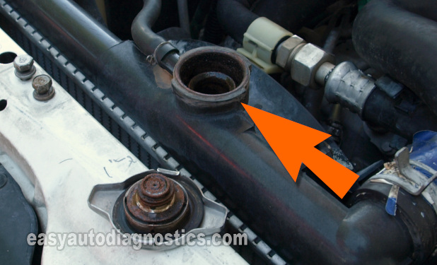 El Agua Sale Disparada Del Radiador Abierto. Cómo Probar El Empaque De Cabeza (1994, 1995, 1996, 1997 2.2L Honda Accord, Odyssey, Prelude)