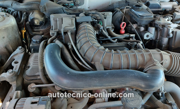 Cómo Probar La Compresión Del Motor (1992, 1993, 1994, 1995, 1996, 1997 2.2L Chevrolet Beretta, Cavalier, Corsica, y Pontiac Sunfire)