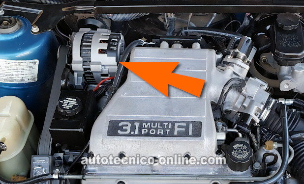 Cómo Probar El Alternador (1990, 1991, 1992, 1993, 1994 3.1L V6 Chevrolet Beretta, Cavalier, Celebrity, Corsica, Lumina, y Pontiac 6000, Grand Prix)