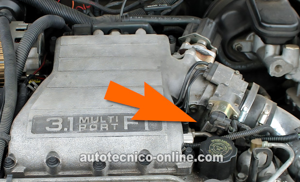 Cómo Probar El Sensor TPS (1989, 1990, 1991, 1992, 1993, 1994 3.1L V6 Chevrolet Beretta, Cavalier, Celebrity, Corsica, Lumina, y Pontiac 6000, Grand Prix)